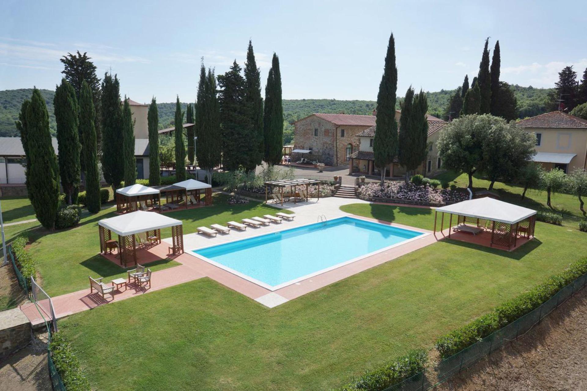Luxury agriturismo with two beautiful swimming pools